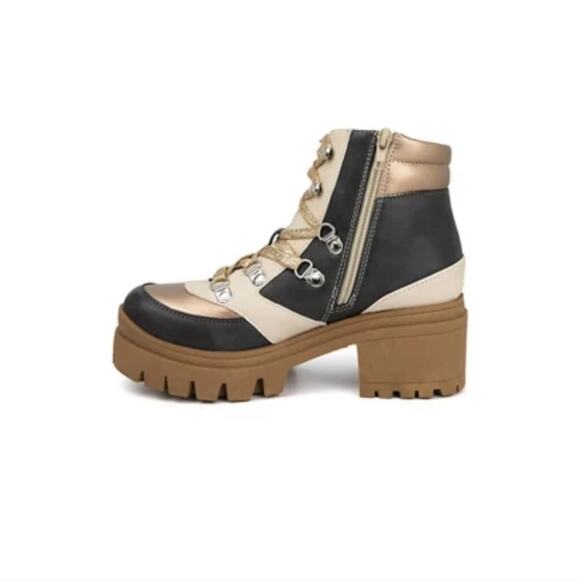 SUGAR NWT CALLING HIKER BOOTS - Picture 8 of 13